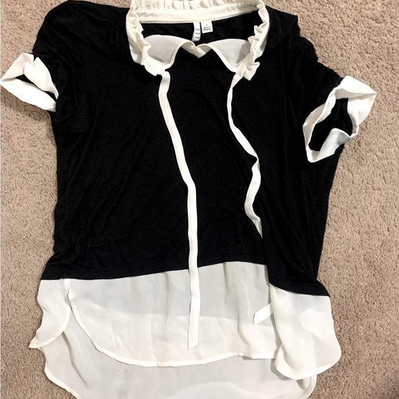 Women's top - Picture 2 of 2